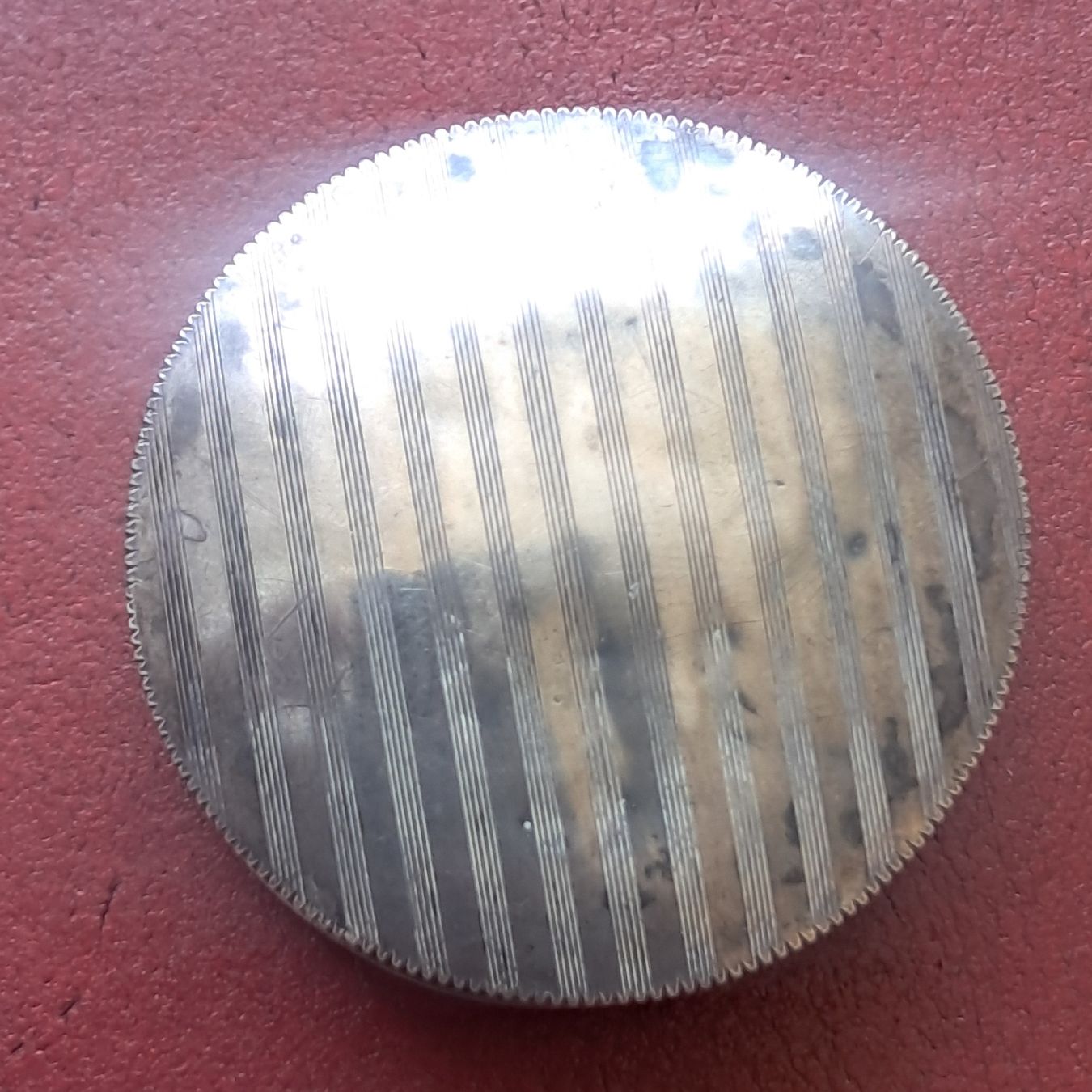 Sonstige Dekorationen & Accessoires: silber dose – Gebraucht aus Dietikon von una_y6wy 1