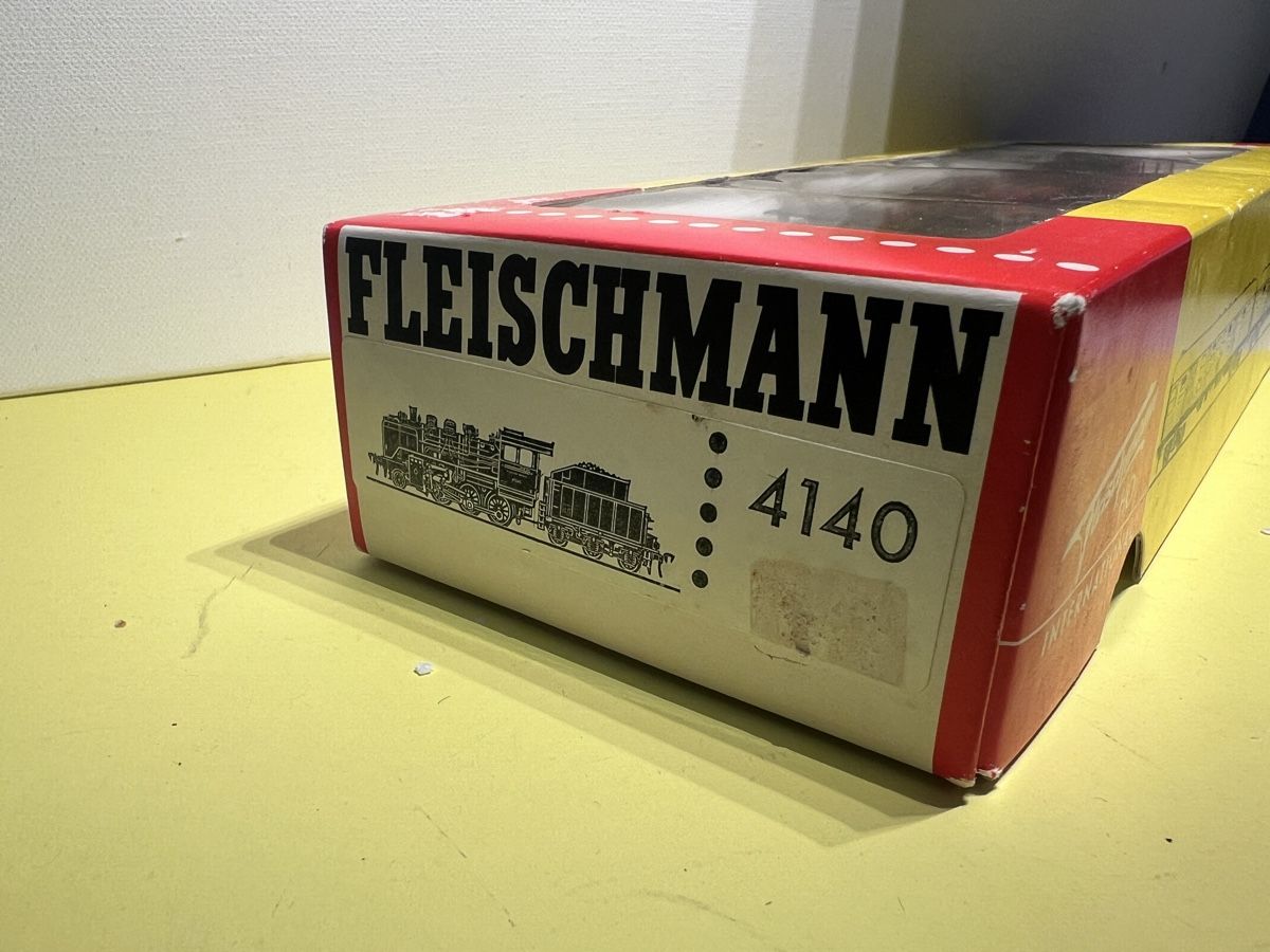 Fleischmann Trains électriques: Fleischmann BR24 Dampflok, 2.Wahl – Défectueux à Weinfelden par Kammerflimmern 8