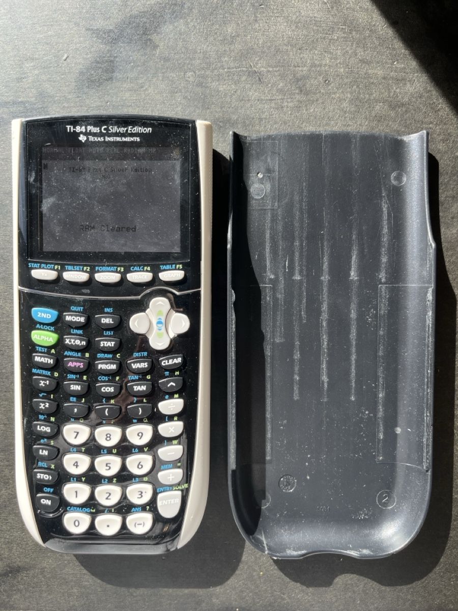 Texas Instruments Taschenrechner: Graphing Calculator Texas Instruments TI-84 Plus C Silver E – Gebraucht aus Zuoz von wie_lvh9