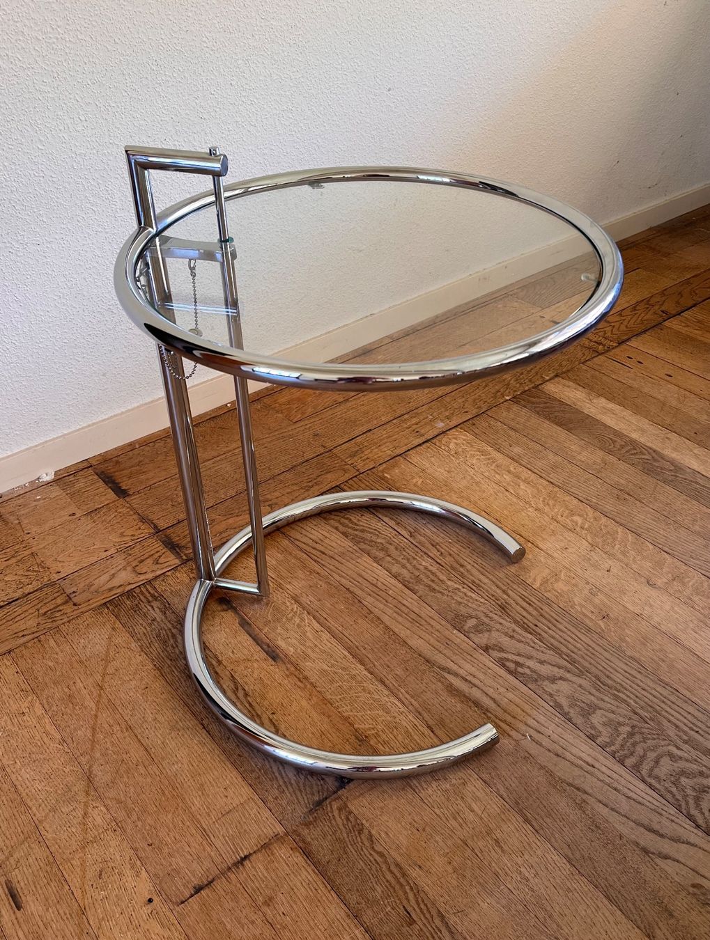 Tische: Beistelltisch E 1027, Eileen Grey, 2000 – Gebraucht aus Tecknau von smoothtentacles