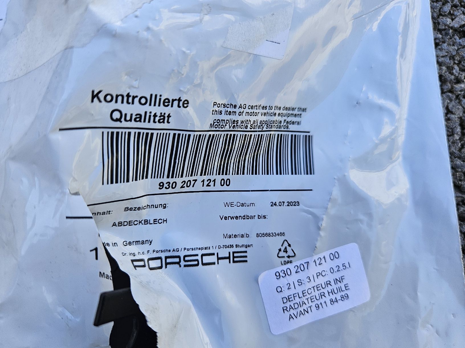 Porsche Tutti pezzi di ricambio auto: Porsche 930 Turbo Oelkühler Blech – Nuovo e nell'imballaggio originale da Wallisellen venduto da Toml1169 8