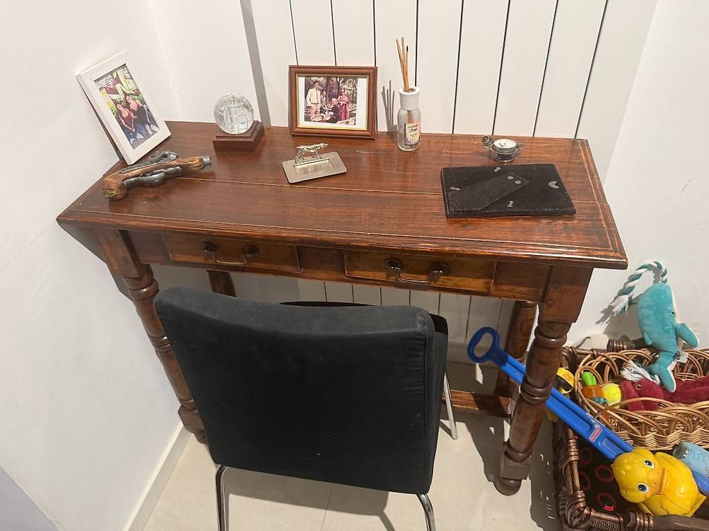 Tavoli: Teak Wood Table and Chair  – Usato da Grens venduto da iti_bk5f 1