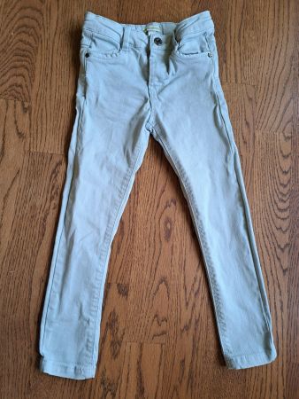 Jeans Vertbaudet Gr. 110 (Farbe Salbei-Grün)
