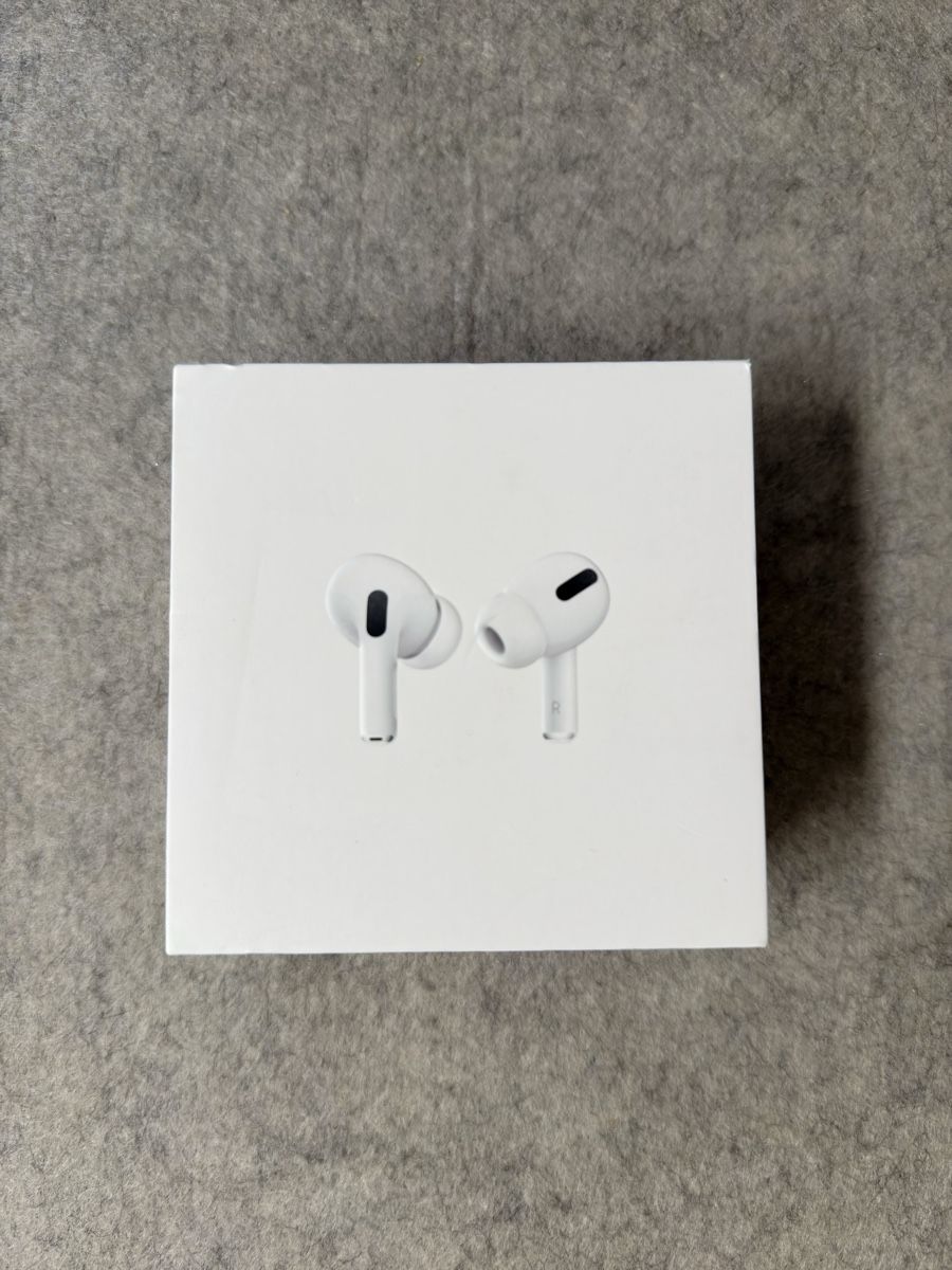 Apple Cuffie: AirPods Pro  – Usato da Berikon venduto da mege210 3