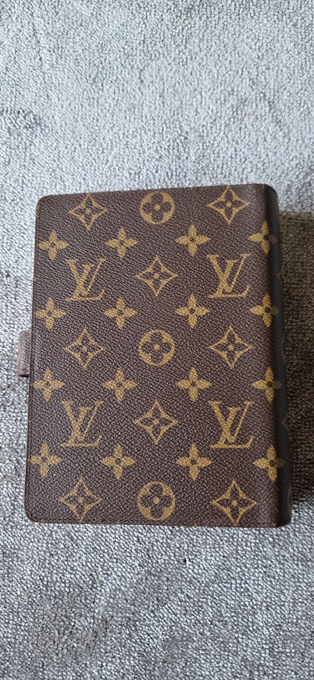 Louis Vuitton Blocchi: Agenda Louis Vuitton – Usato da Vevey venduto da juliusca 1