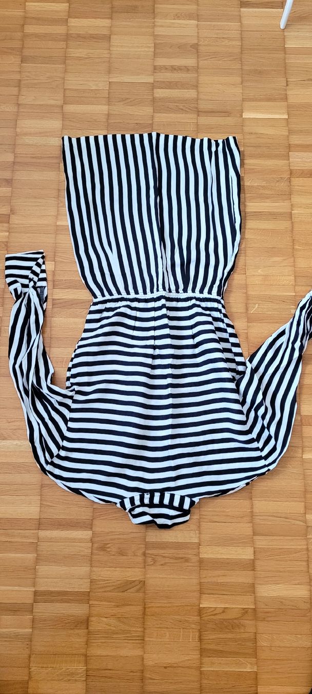 Vestiti: Gestreiftes Kleid von MOHITO Gr 36 neu – Nuovo (secondo la descrizione) da Emmenbrücke venduto da gatasalvache 9