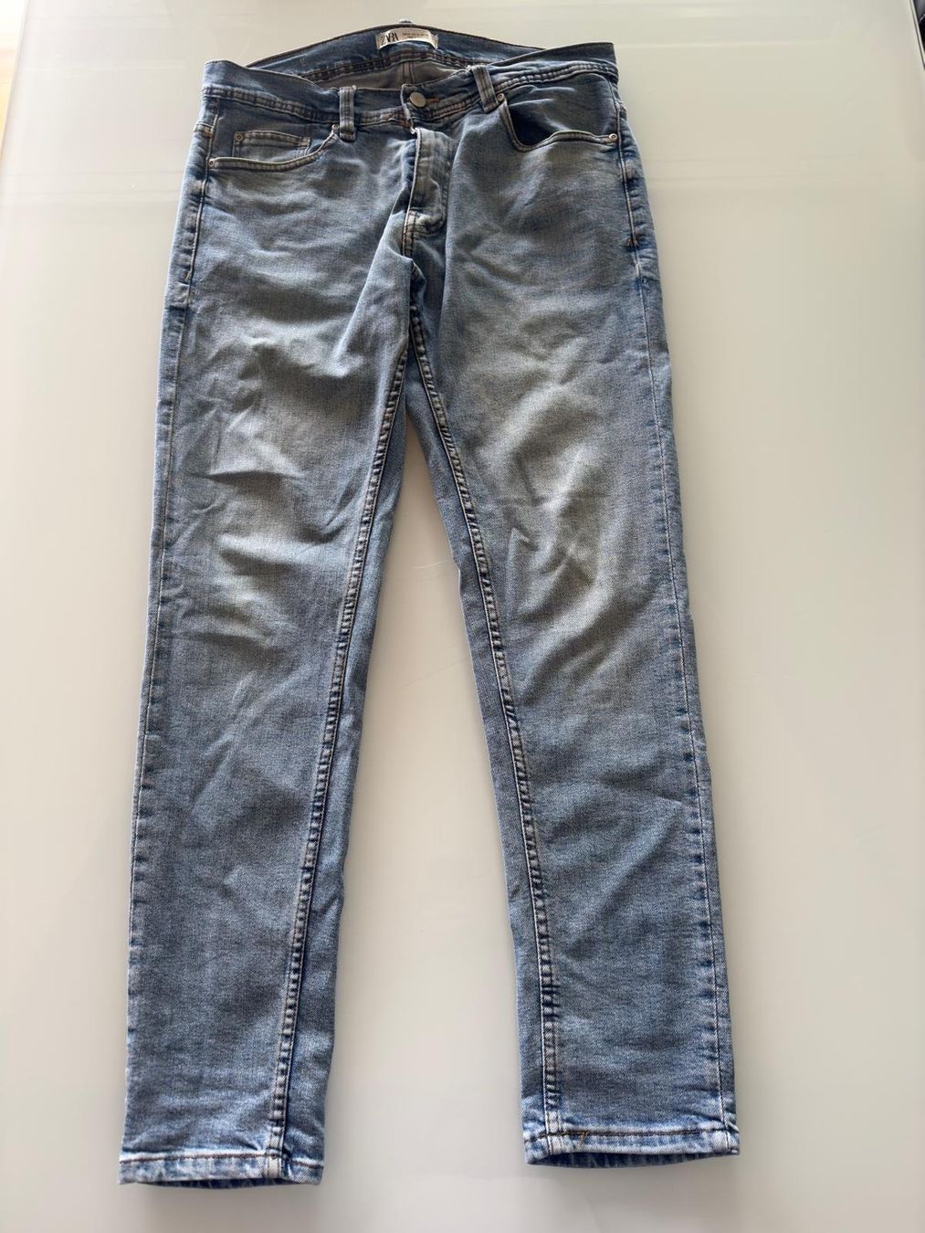 Jeans: Jean Zara bleu – Usato da Chêne-Bougeries venduto da Danny.dsbll