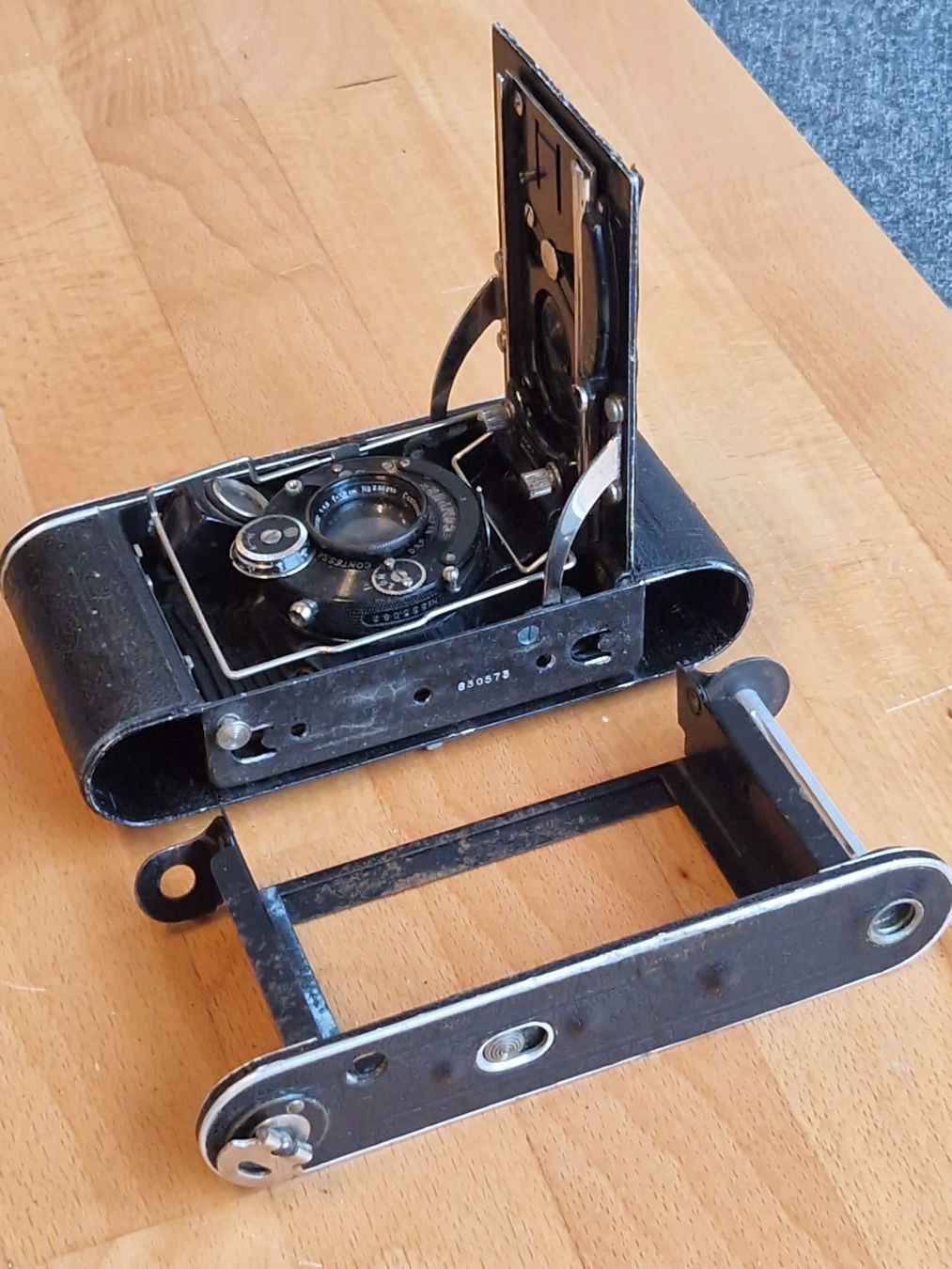 Appareil photo: Cocarette Kamera, Contessa-Nettel, 6x9cm – D'occasion à Zürich par schneiters 8