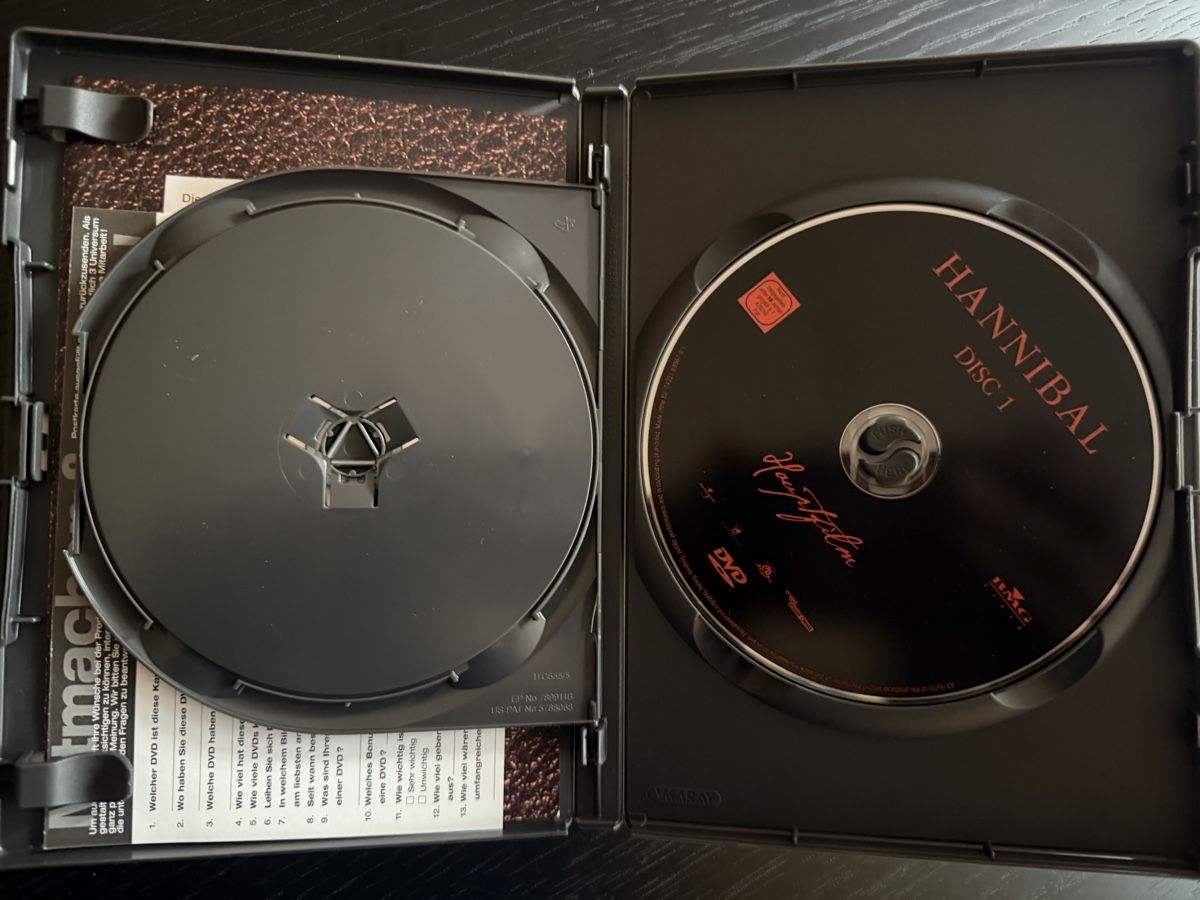 Tutti i DVDs: Hannibal Deluxe Widescreen Edition 2 Disc Set – Nuovo (secondo la descrizione) da Lausen venduto da EisAmStiel94 3
