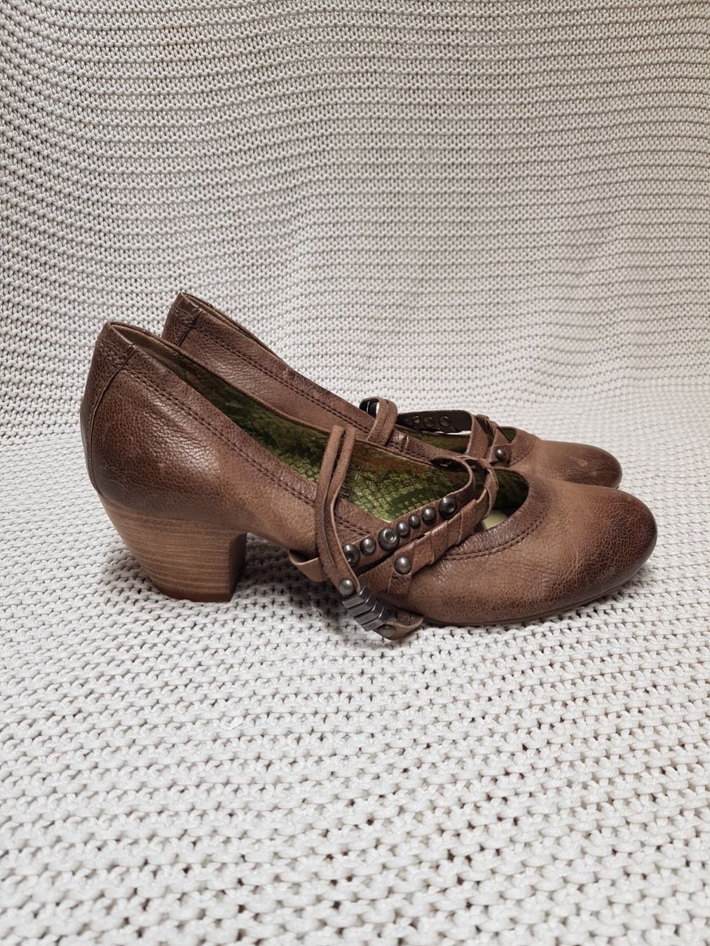 Mjus Scarpe da donna: Schöne Pumps von MJUS Gr.38 – Usato da Gwatt (Thun) venduto da umwelt-brocki
