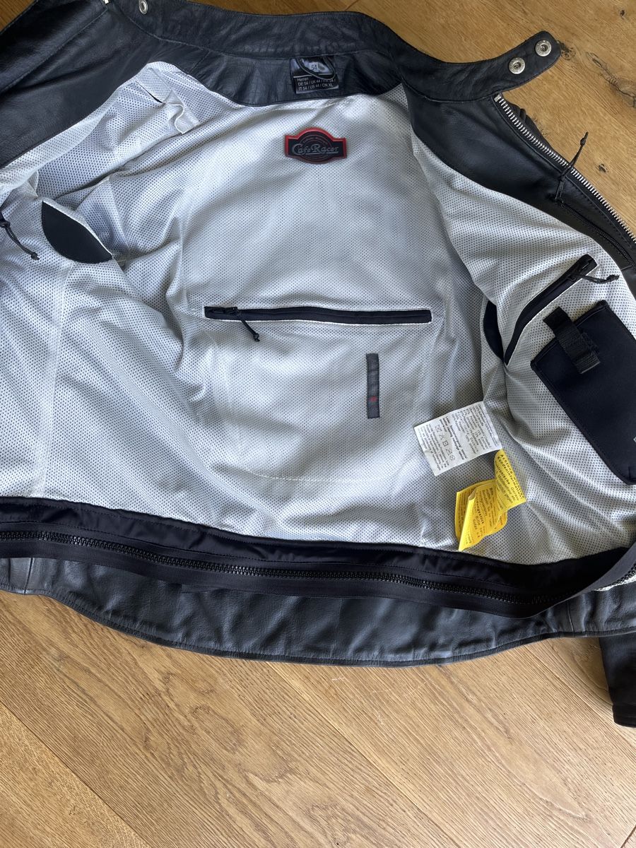Giacche: Biker Jacke 52/54 schwarz – Usato da Effretikon venduto da erbaeff 1
