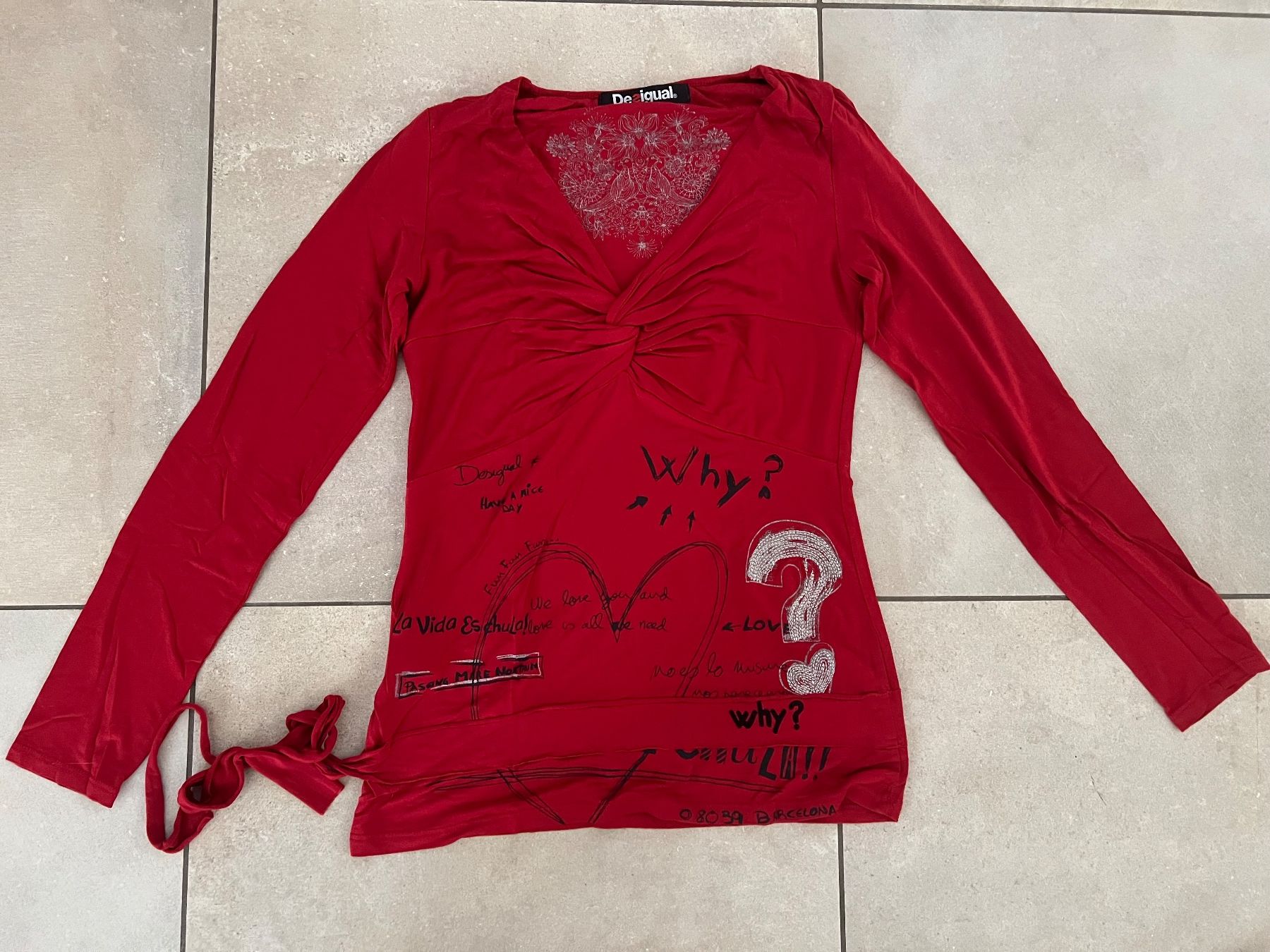Desigual T-shirts: Desigual Gr. S – D'occasion à Münchenbuchsee par dani1113 3