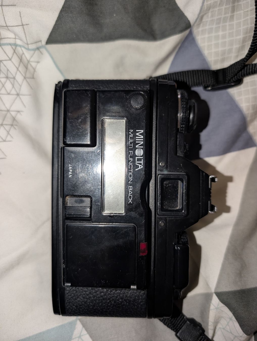 Minolta Fotocamera: Minolta X-700 SLR Camera with Multi Function Back Body Only – Difettoso da Zürich venduto da ras_sz87 2