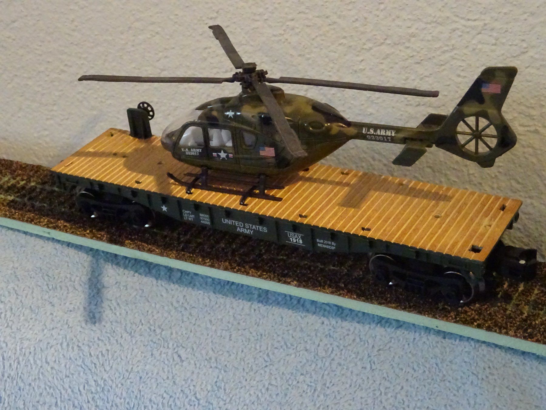 Kit di modellismo & Modellini statici: US Waggon mit Heli. – Usato da Hirschthal venduto da Legov 1