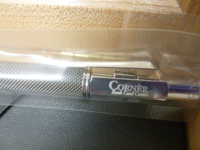 Caran D'Ache Penna & Evidenziatori: Caran d'Ache Various Silver Ballpoint Pen - 100% NEW – Nuovo e nell'imballaggio originale da Pambio Noranco venduto da Pol69 3