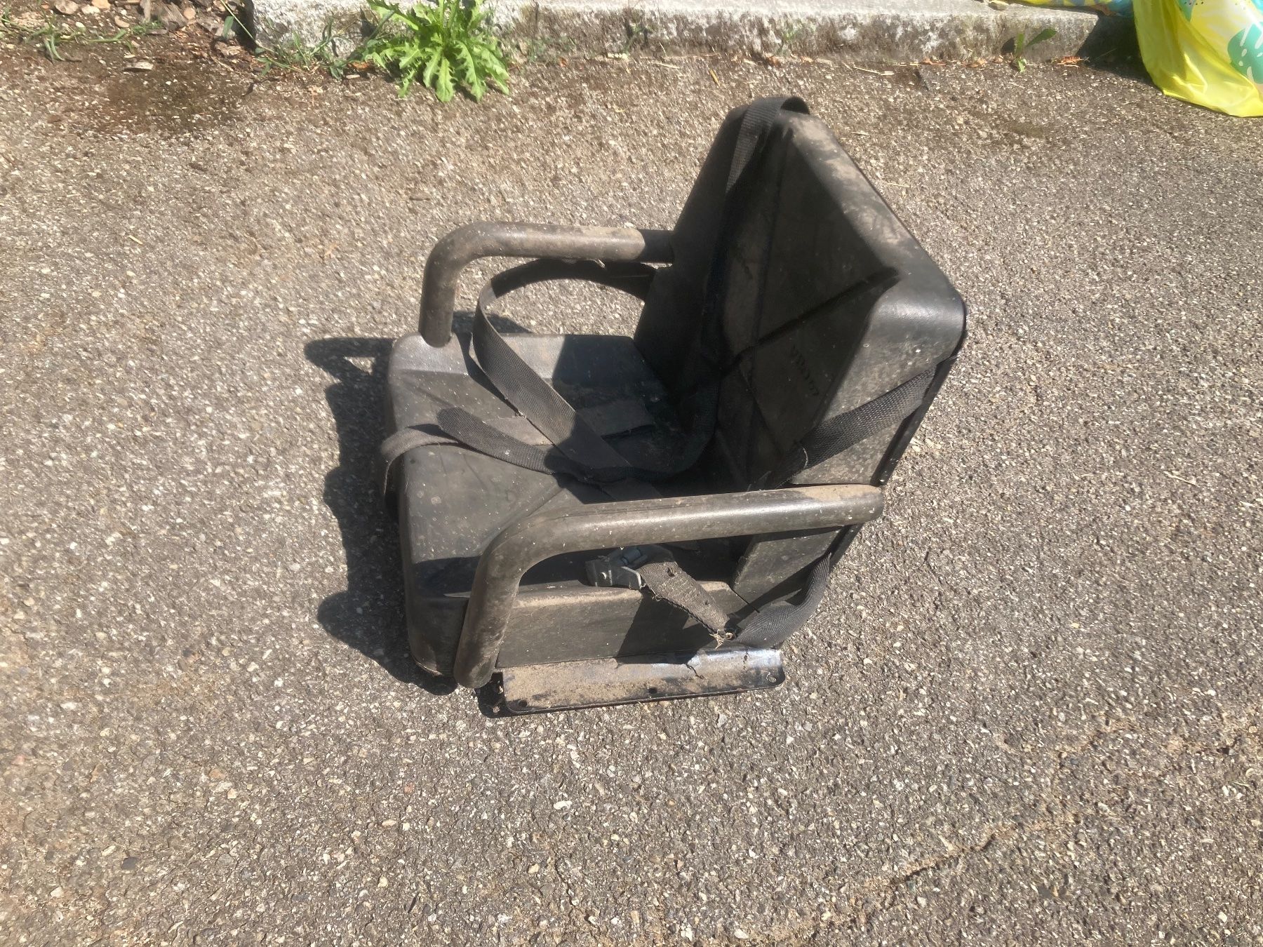 Auto-Kindersitze: Kindersitz für Traktor, usw. – Gebraucht aus Wangen an der Aare von Smoll5