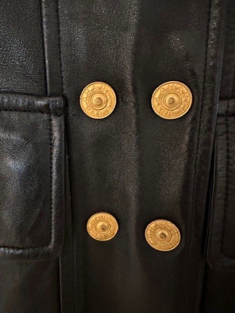 Jacken: Vintage Chanel leather coat – Gebraucht aus Dallenwil von ZD2019 3