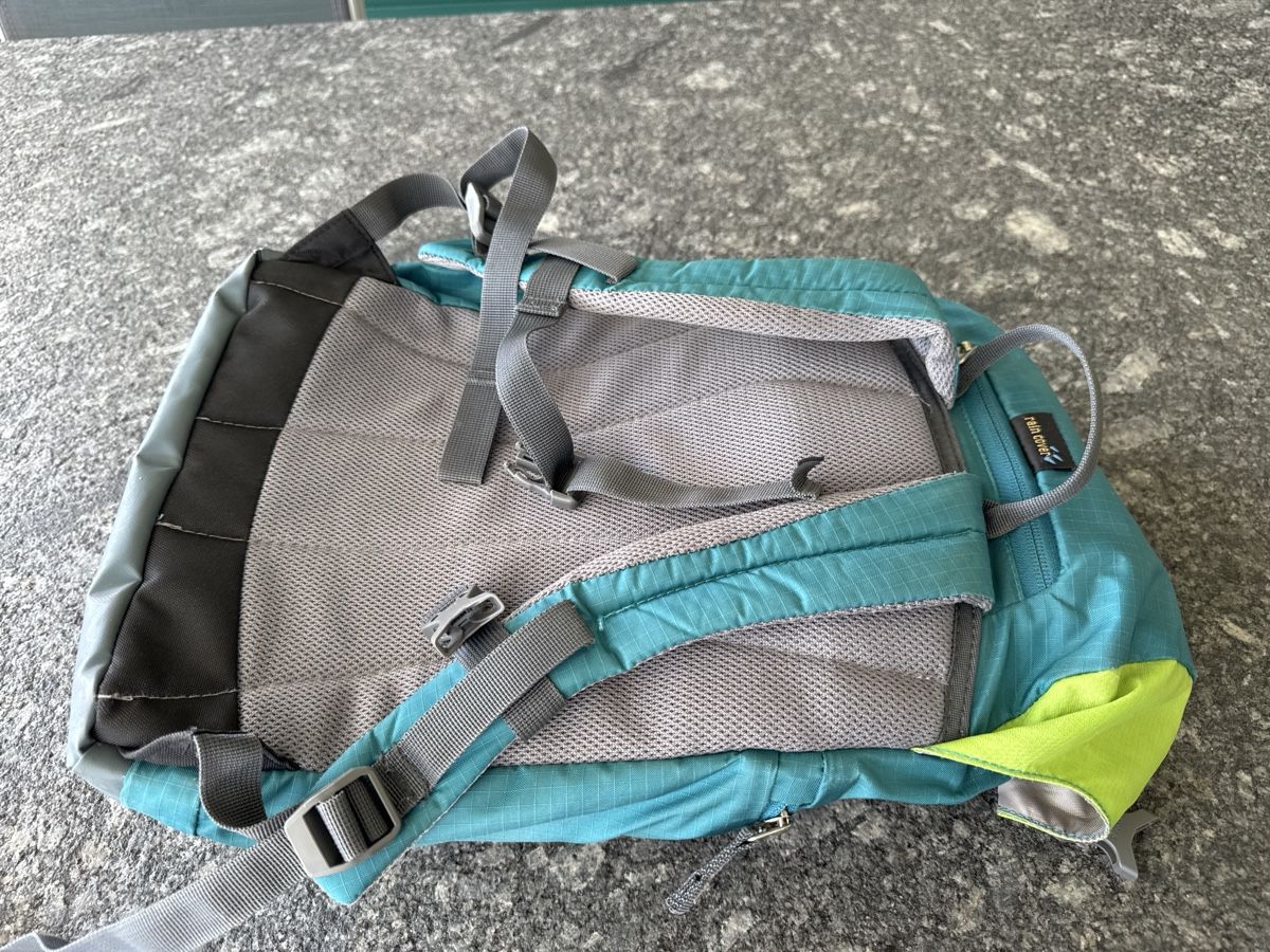 Deuter Sacs & sacs à dos: Deuter Rucksack Kinder Waldfuchs gebraucht – D'occasion à Wolhusen par Subi688 2