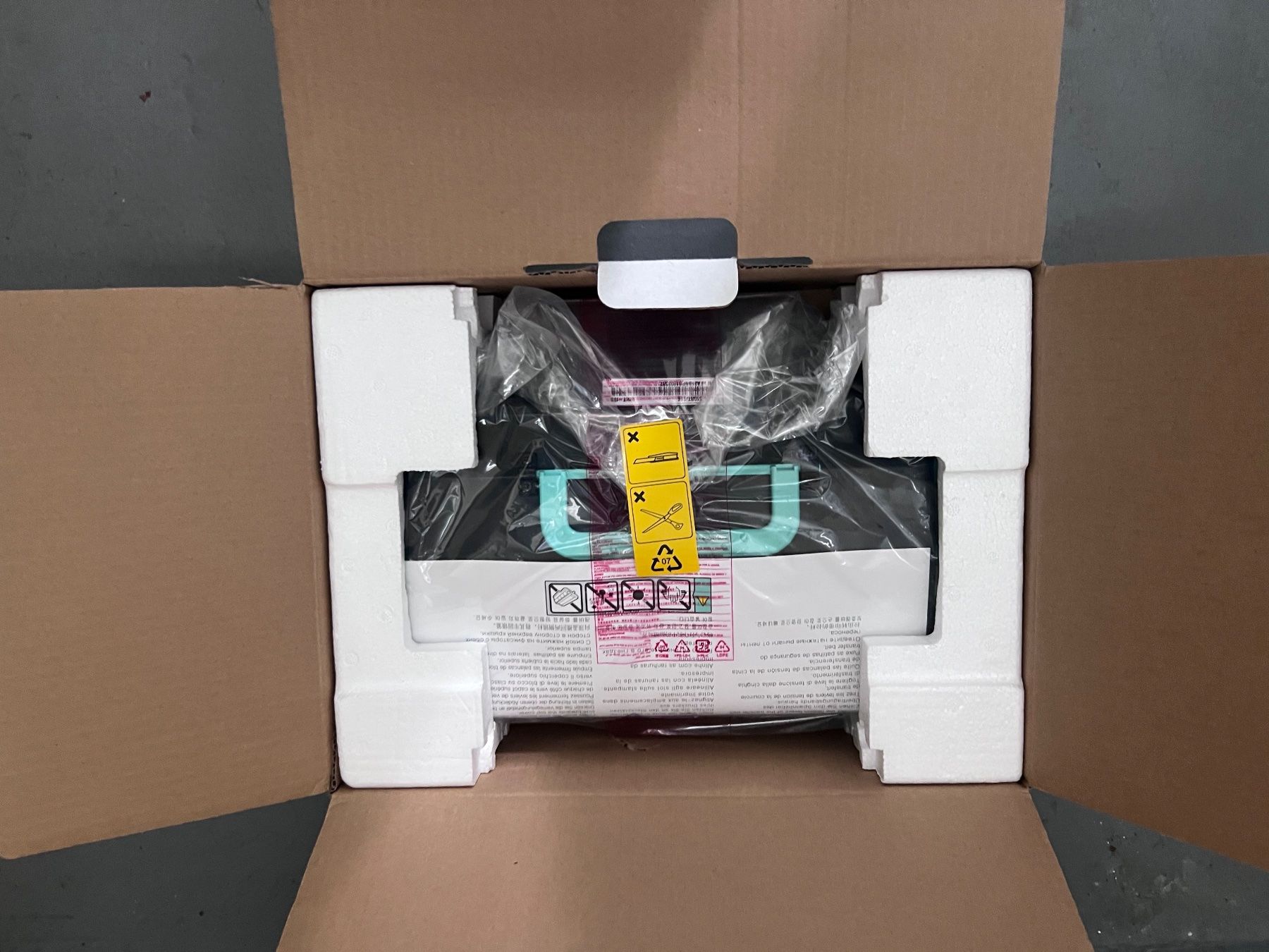 Samsung Stampanti: Samsung CLP-510 Farblaserdrucker – Usato da Root venduto da Tech-Nick 5