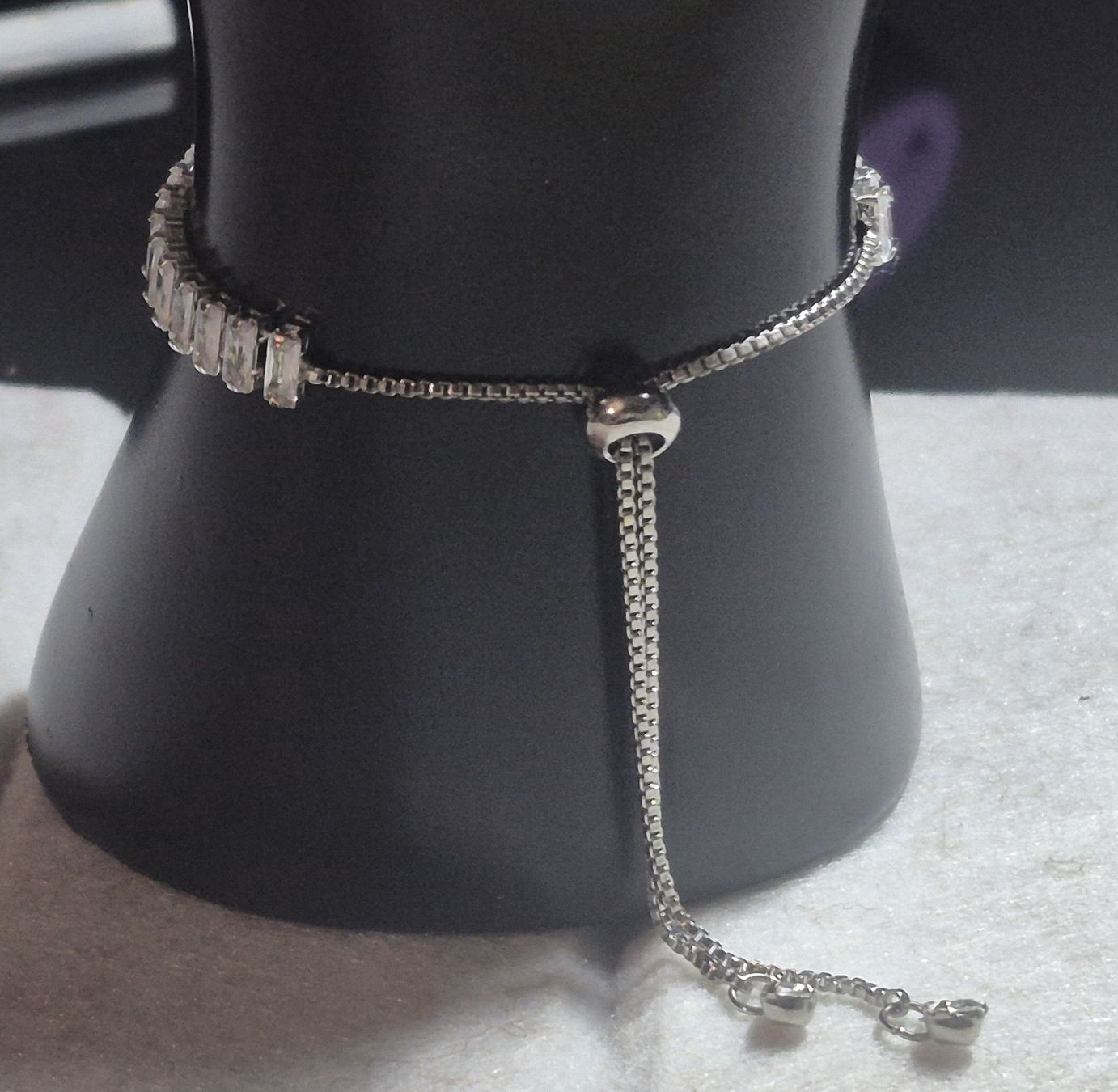 Bracciali & Braccialetti: Bracciale donna zirconi rettangolari regolabile argento – Nuovo (secondo la descrizione) da Giubiasco venduto da Stefaniav 3