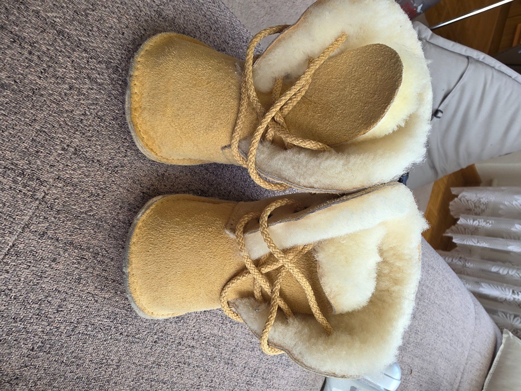 Schuhe für Jungen: Baby Schuhe - warm - ca gr 19/20 - winter – Gebraucht aus Schlieren von pas_vy2f
