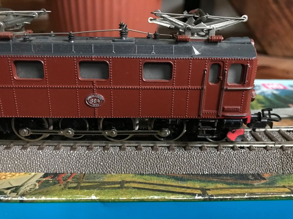 MÄRKLIN, 3030, H0, SJ's electric locomotive 884. Toys