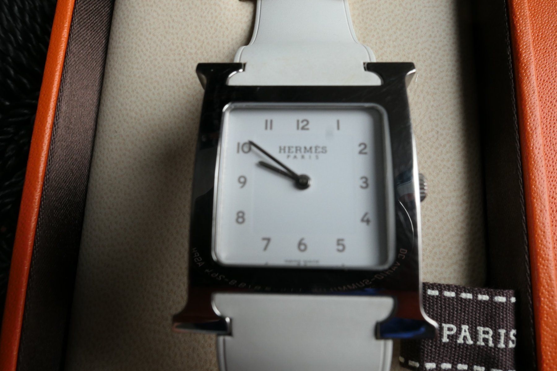 Hermès Orologi: MONTRE H DE Hermès – Usato da Chavannes-de-Bogis venduto da con_x8wy
