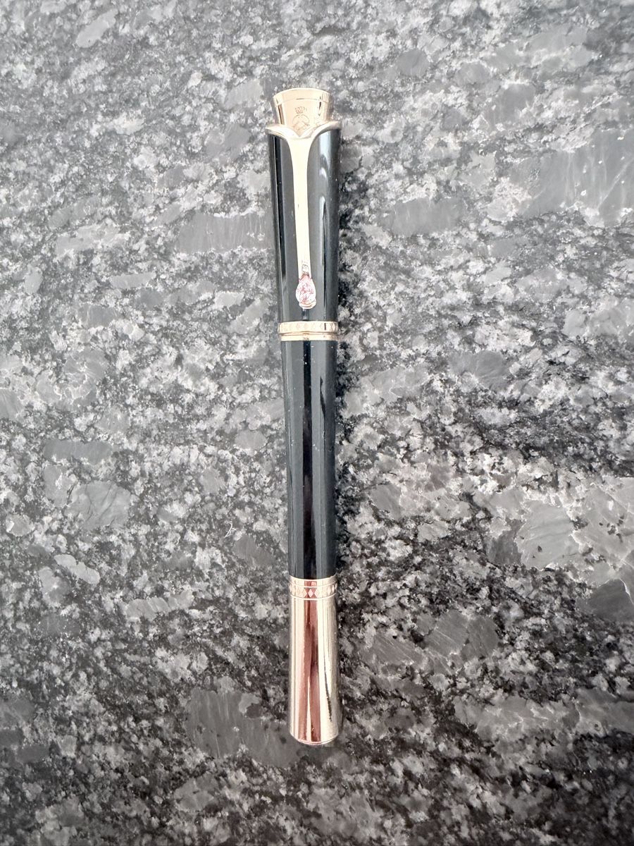 Montblanc Penna & Evidenziatori: Montblanc Rollerball Elegant mit Rosa Stein – Usato da Zürich venduto da Fisch2023