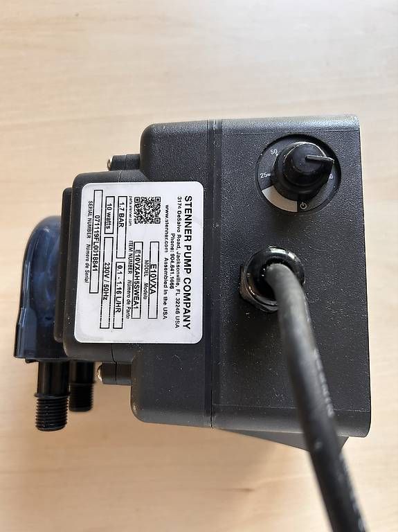 Pumpen & Teile: Mini pompe Stenner Econ VX réglable – Gebraucht aus Neuchâtel von zib_lzs8 1