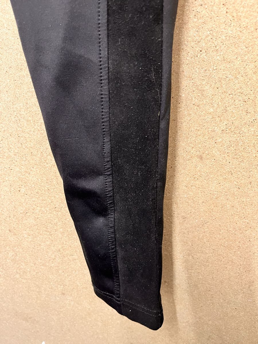 Pantaloni: OPUS black ELIN pants size 36  – Usato da Lausanne venduto da Danash 2