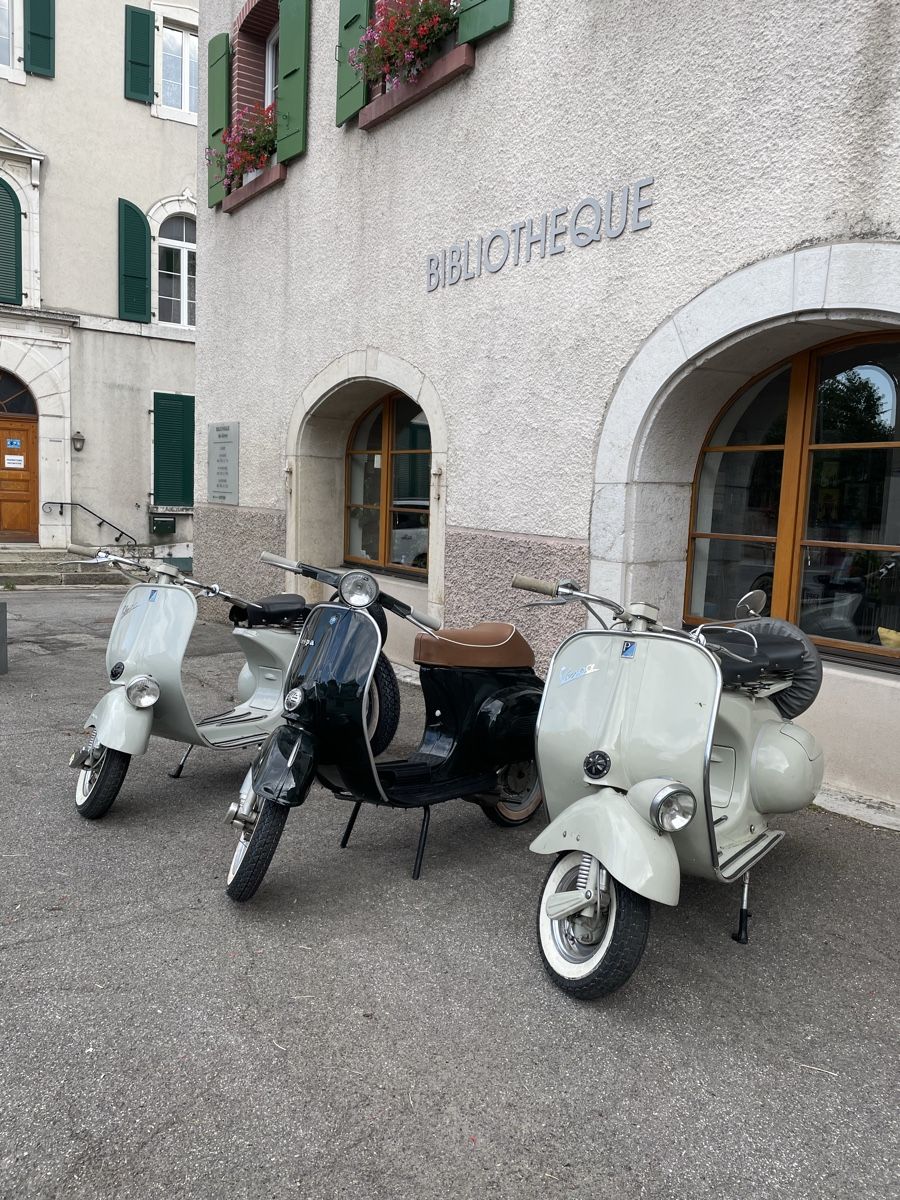 Piaggio Scooters: Vespa piaggio farobasso – D'occasion à Gimel par idu_96t5 4