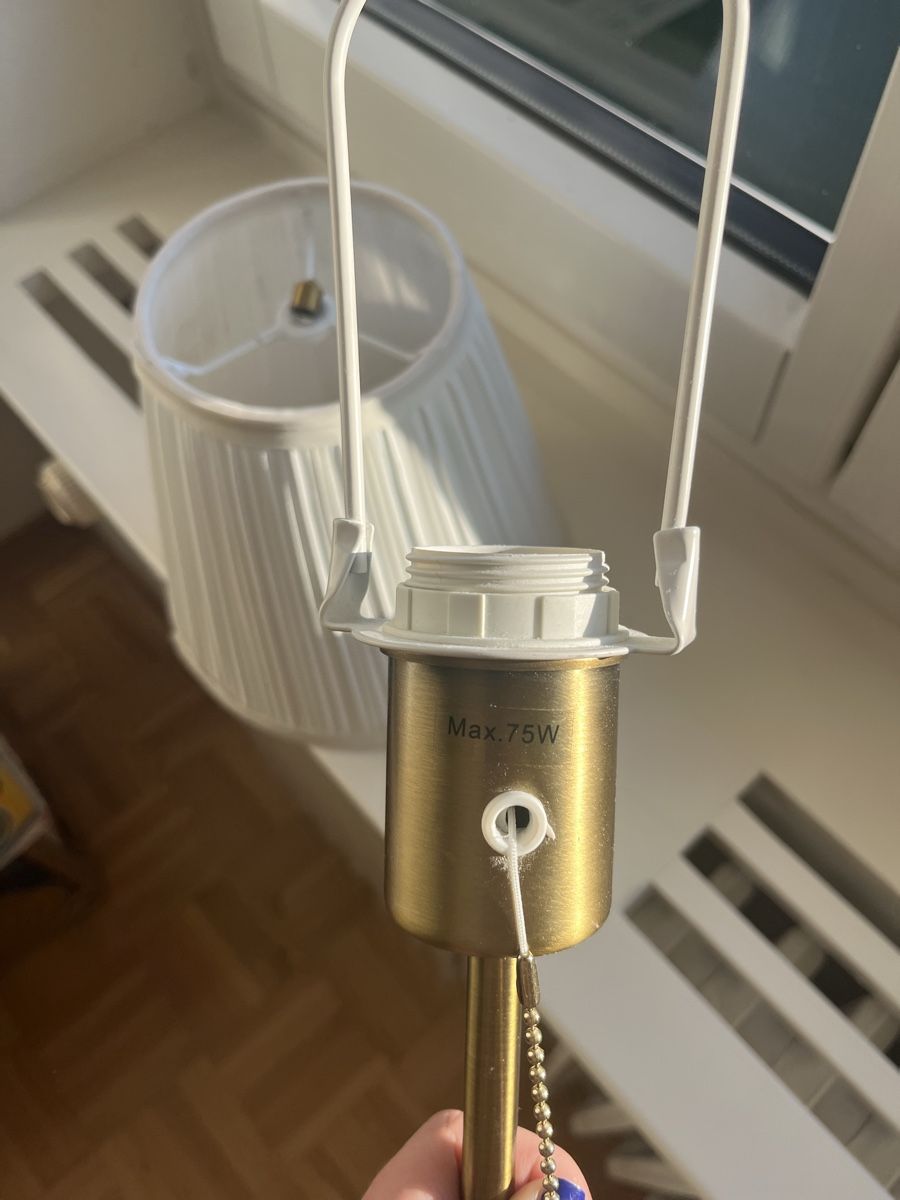 Lampen: Tischlampe mit Schirm – Gebraucht aus Zürich von cel_87nl 2