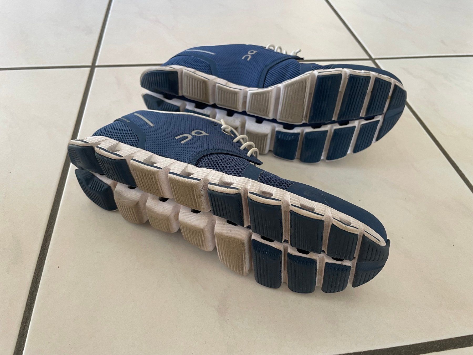 On Scarpe da donna: On Schuh - Damen - blau – Usato da Lausen venduto da everest8850 1