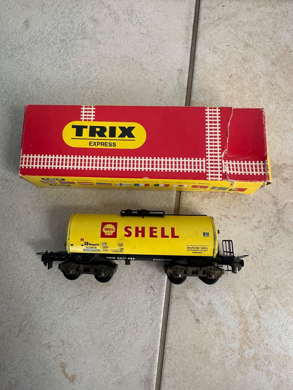 Trix Modellini di ferrovie: Trix Express H0 Modelleisenbahn Sammlung – Usato da Oberwil BL venduto da Elektrotec 1