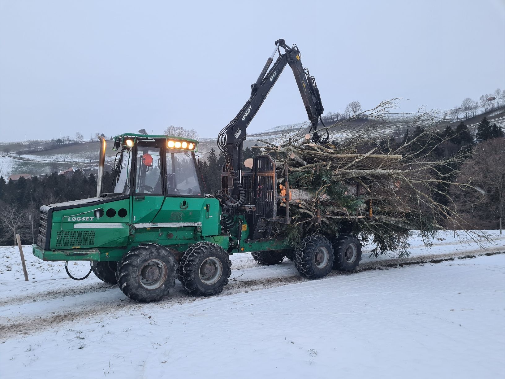 Tutte le macchine: Forwarder Logset 4F – Usato da Rüeggisberg venduto da rapidu 1