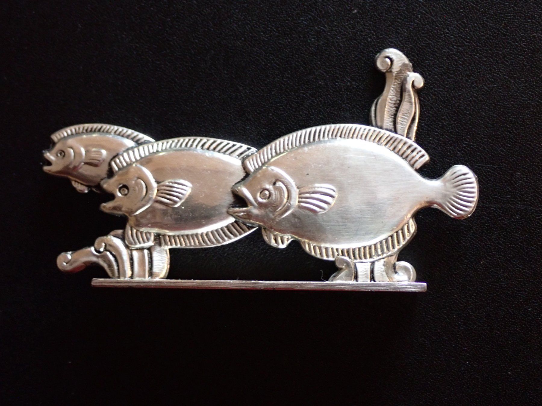 Set di posate: Art Deco Messerbänkchen – Usato da Zürich venduto da bobbybue 6
