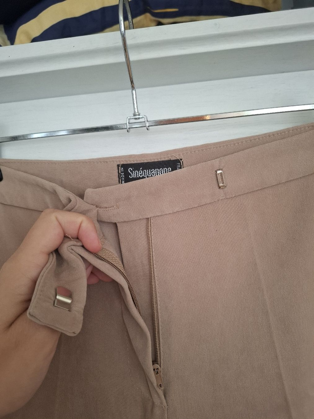 Pantaloni: Pantalon Sinéquanone – Nuovo (secondo la descrizione) da La Tour-de-Peilz venduto da Marin_nette 2
