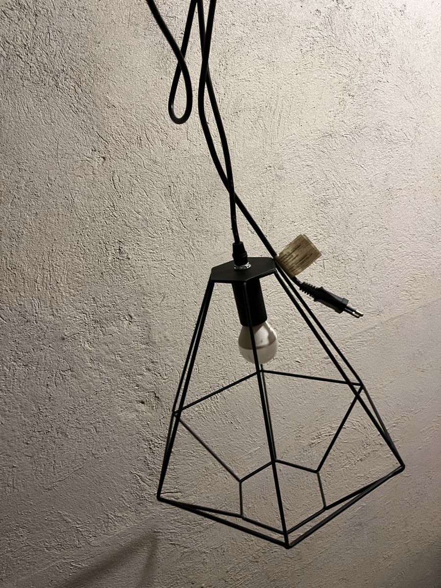 Lampes: Hängeleuchte Geometric Schwarz mit Kabel und Stecker – Neuf (Voir description) à Lausen par annikaa.graf