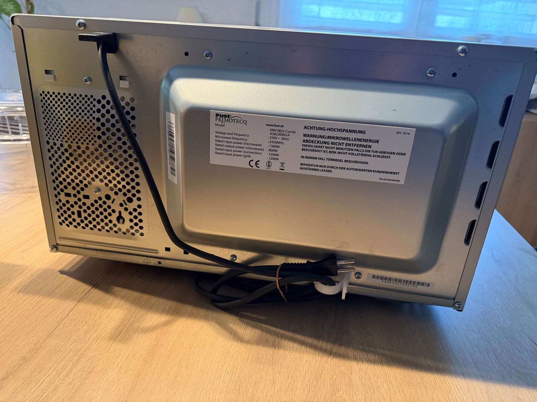 Primotecq Backöfen: Four à micro-ondes Fust Primotecq MW 6823 Combi – Neu und originalverpackt aus Veyrier von ren_5ctl 6