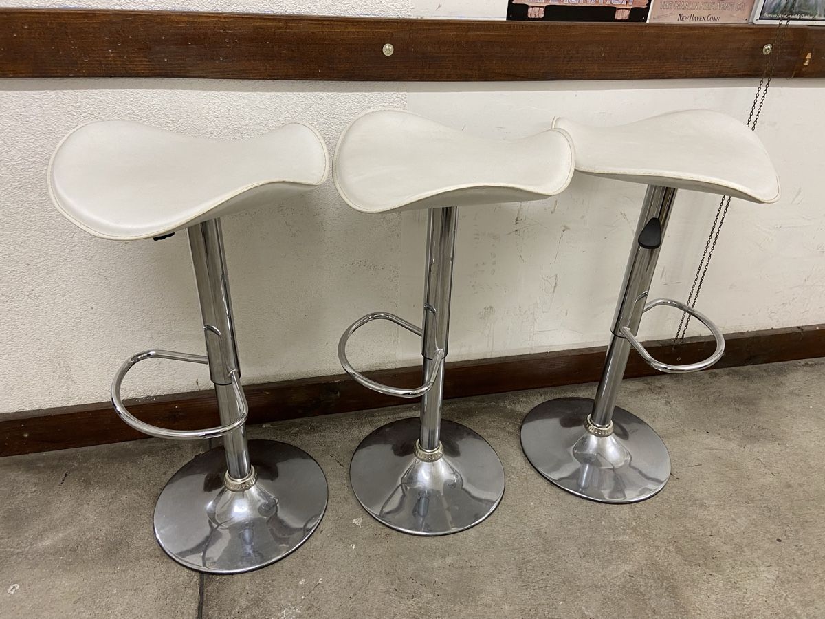 Hocker: Barhocker weiss – Gebraucht aus Dietikon von brocki-eyra 2