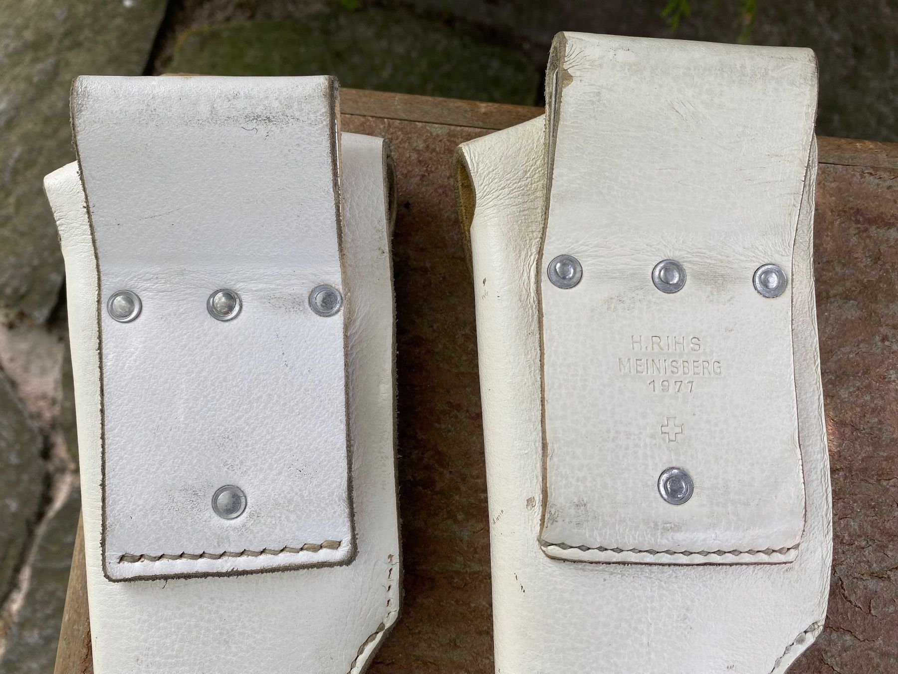 Tiro a segno: 2 originale Pistolenholster Militärpolizei / Heerespolizei – Usato da Feldbach venduto da Olive1 6