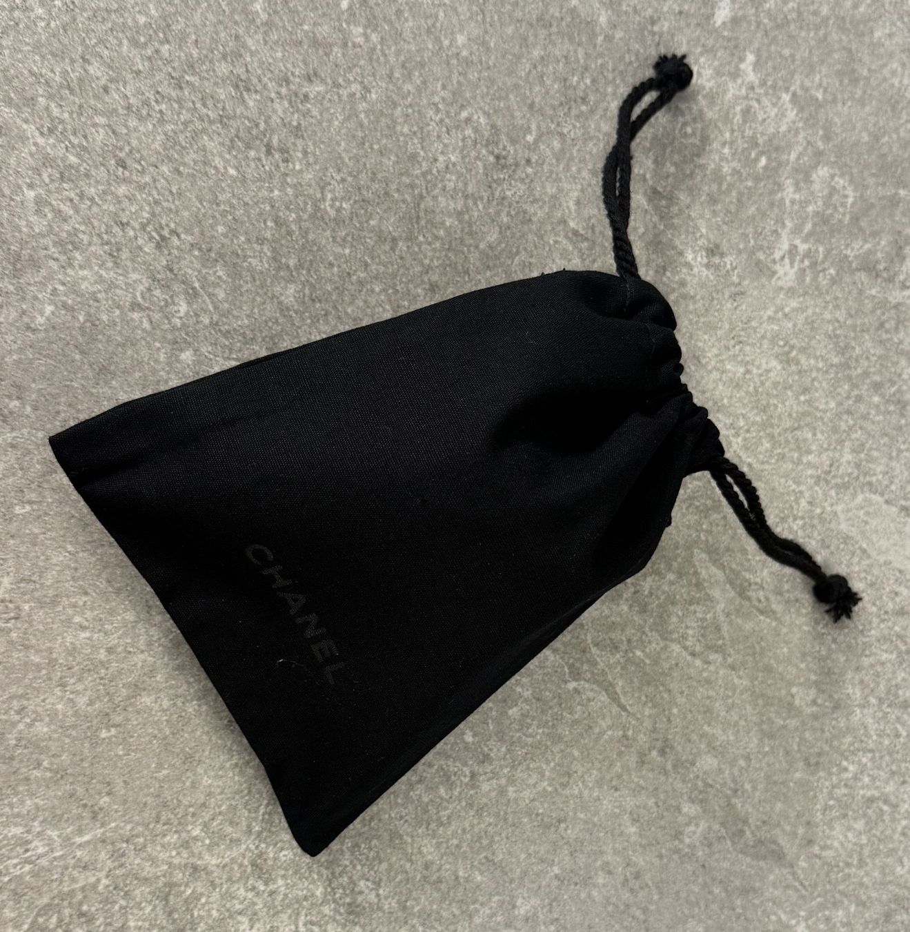 Chanel Taschen für Damen: CHANEL Säckli in BLACK ... – Neu und originalverpackt aus Chur von Lotti12 1