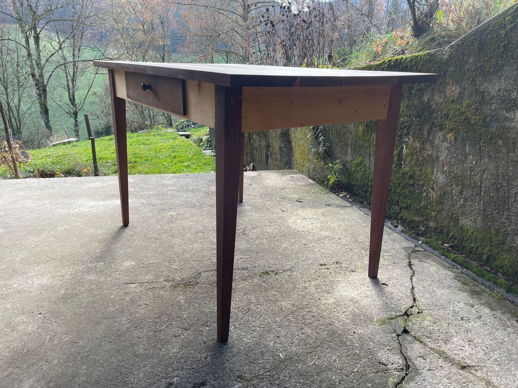 Tische: Tisch Biedermeier Nussbaum – Neu (gemäss Beschreibung) aus Oberburg von Tanneneuhus 1