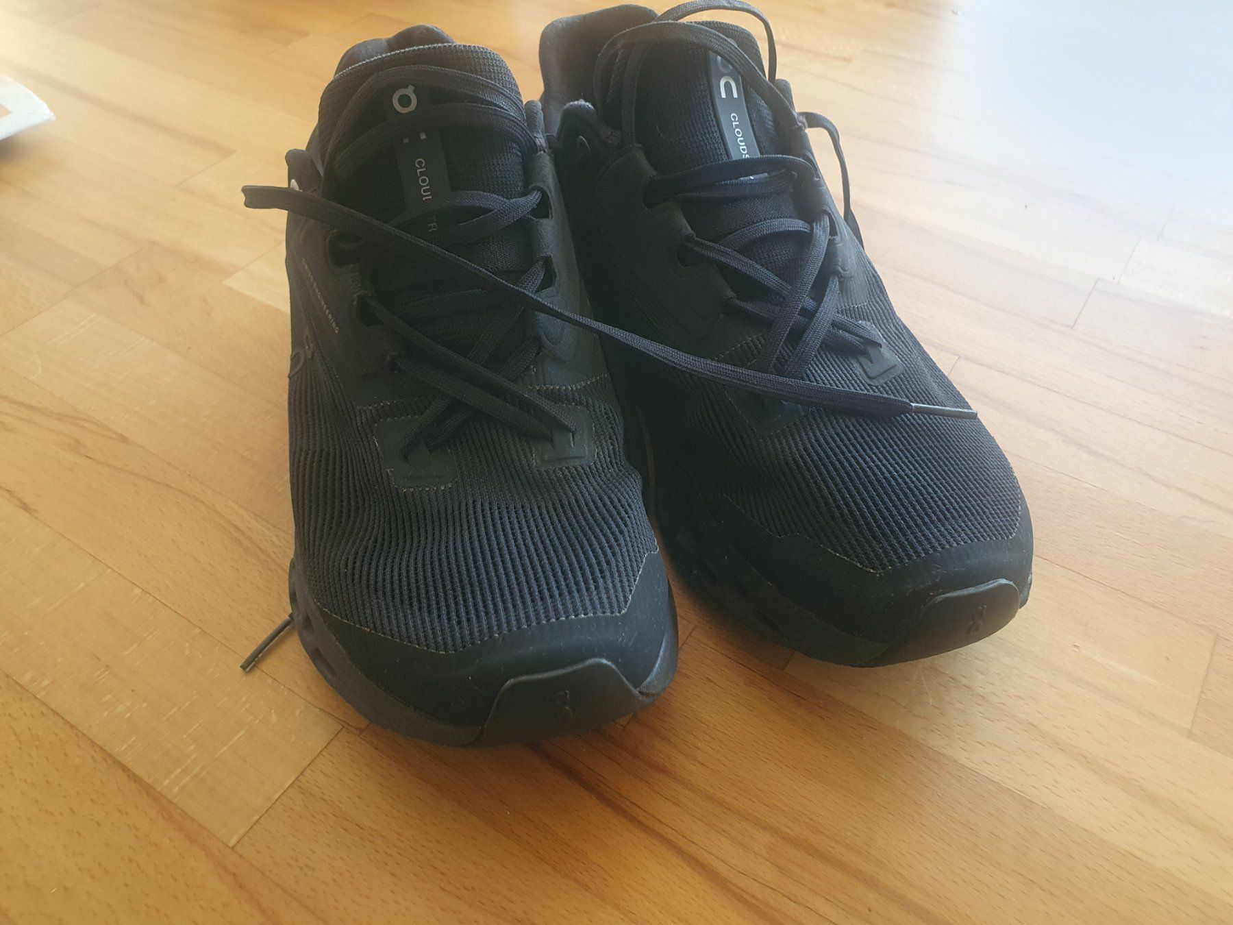 On Chaussures femmes: On Damen Sport Schuhe Gr 40 – D'occasion à Pfaffhausen par mai2002 1