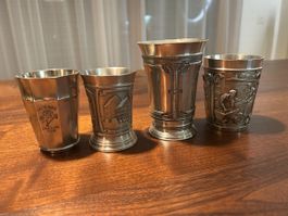 4er-Set antike Zinnbecher  mit Motiven