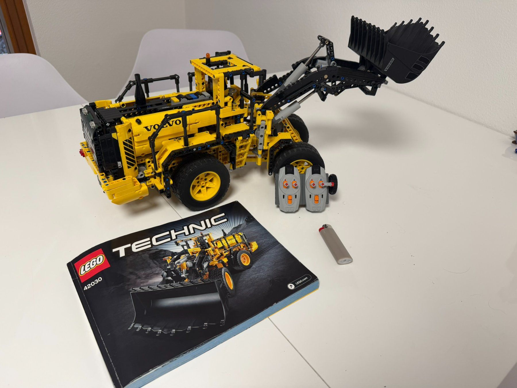 Lego Kit di costruzioni: LEGO Technic VOLVO L350F Radlader – Usato da Figino venduto da ant_l7wz 4