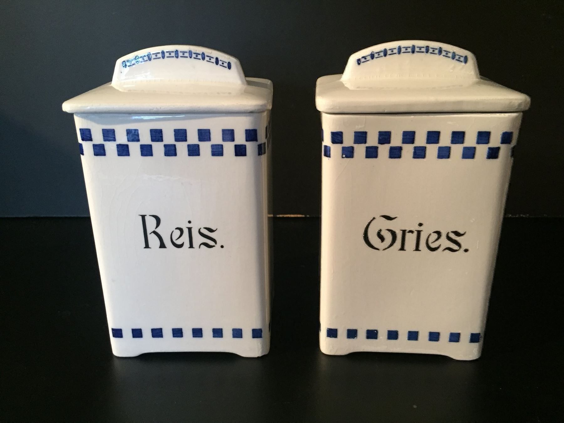 Cucine complete: 2 Vorratsdosen aus Omas Zeiten – Usato da Einsiedeln venduto da Brocki59
