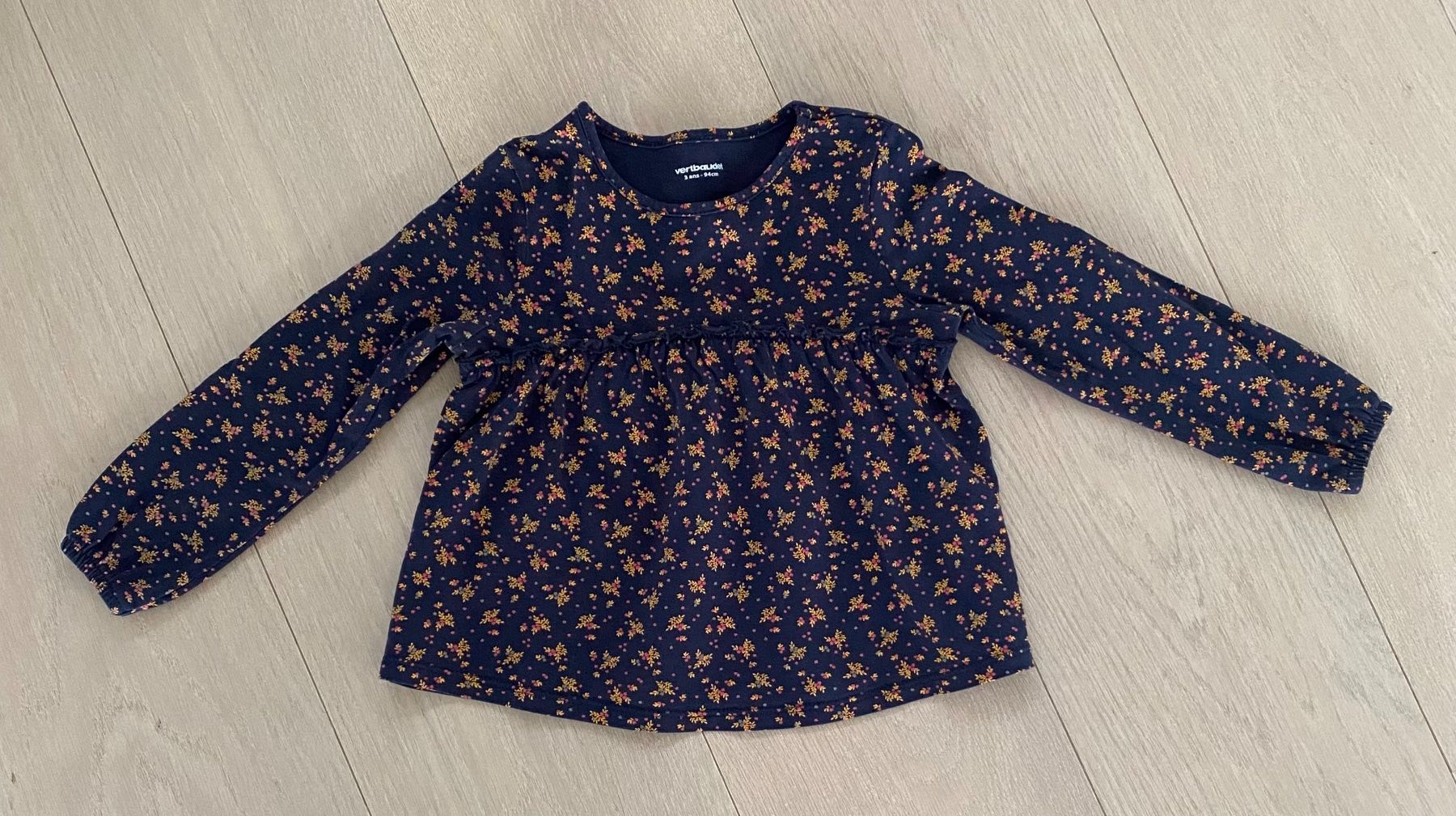 Vertbaudet Camicie, T-shirt & Polo: Langarmshirt vertbaudet 3ans/94cm – Usato da Hofstetten SO venduto da ani_55wx