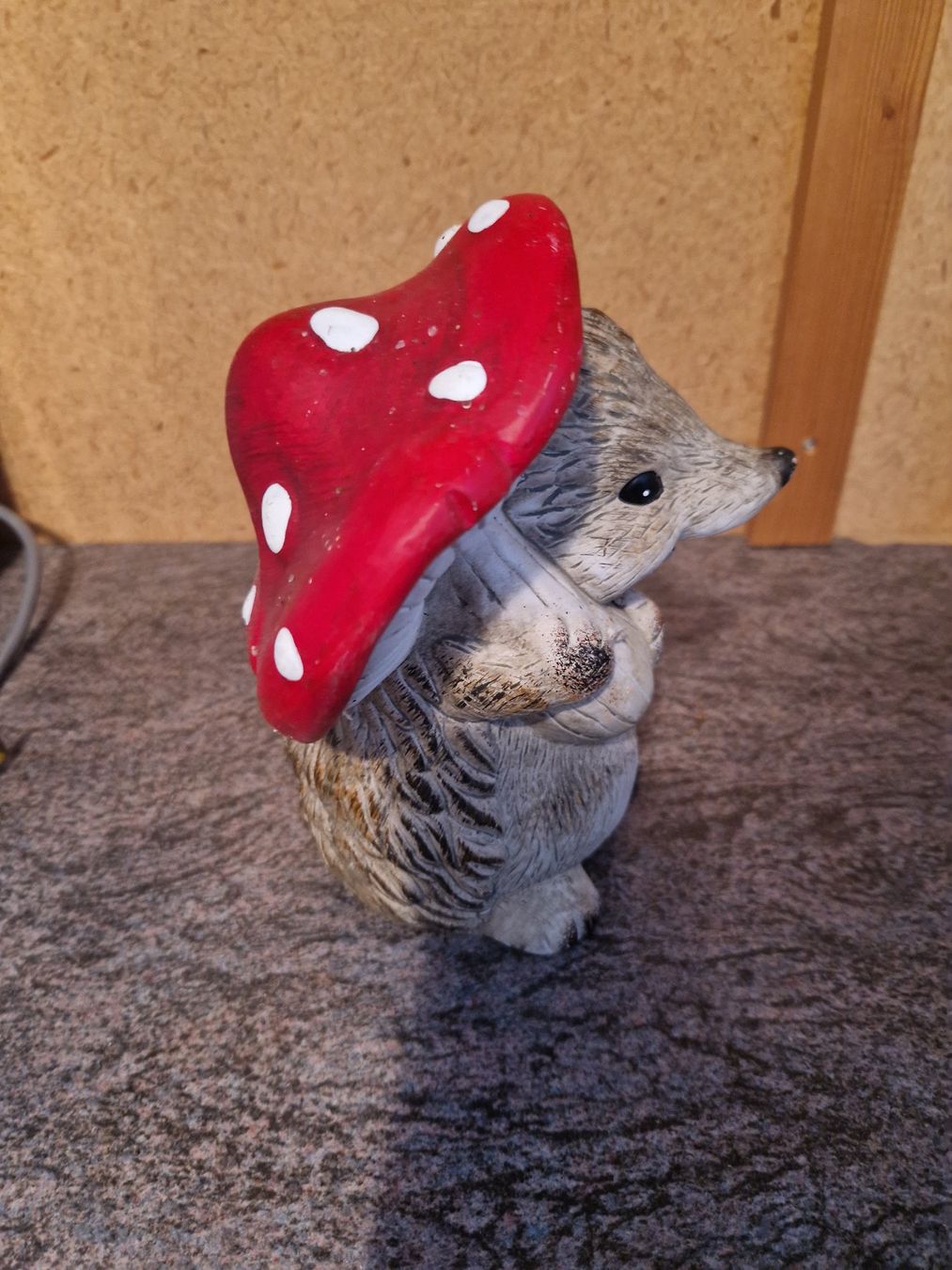 Figuren: Keramik Igel mit Pilz – Gebraucht aus Niederbipp von Trude04 1