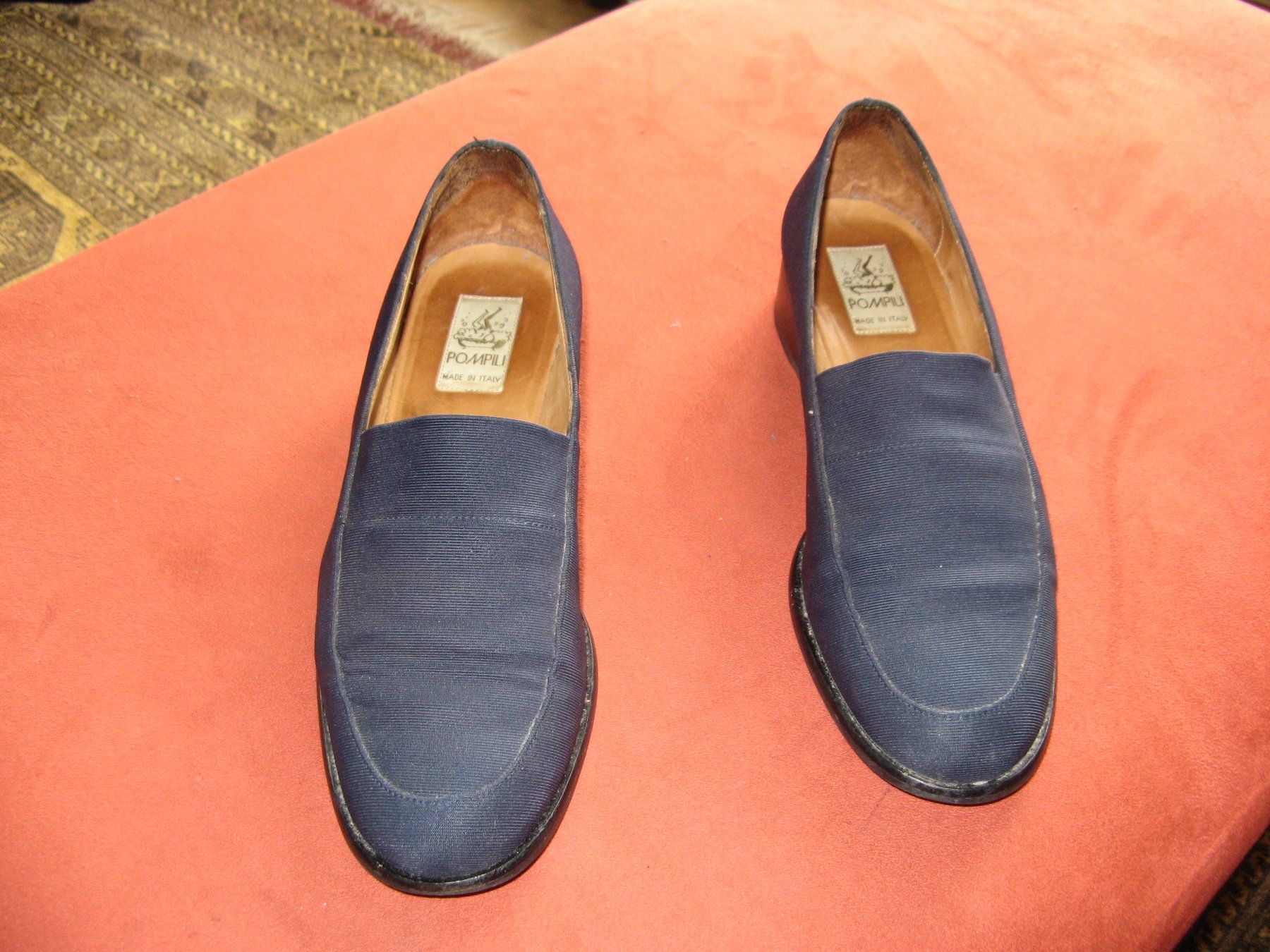 Damenschuhe: Halbschuhe dunkelblau Pompili Gr. 39 – Gebraucht aus Zürich von apil 5